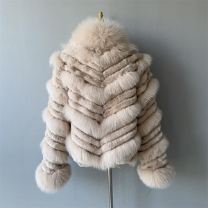Nuovo Cappotto di Lusso Reversibile in <span class=keywords><strong>Vera</strong></span> <span class=keywords><strong>Pelliccia</strong></span> di <span class=keywords><strong>Volpe</strong></span> e Coniglio per Donna - Product Image 4