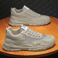 Chaussures de sport décontractées pour hommes à semelle épaisse, respirantes, entièrement noires, légères et tendance, prix de gros, personnalisables