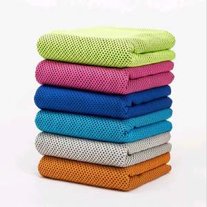 Serviette de sport rafraîchissante en microfibre de haute qualité pour l'exercice et la gym, personnalisable - Product Image 4