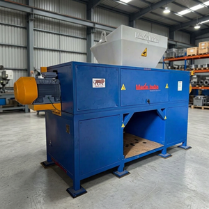 Broyeur de déchets MSW de qualité supérieure, machine à double arbre semi-automatique, équipement de broyage de plastique robuste pour les déchets commerciaux - Product Image 1