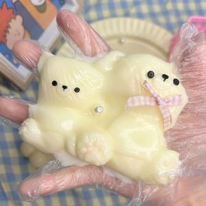 ของเล่นบีบแม่หมี ซิลิโคนเนื้อนุ่มคล้ายดินน้ำมัน ของเล่นคลายเครียดสำหรับผู้ชายและผู้หญิง - Product Image 1