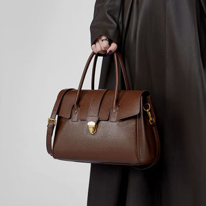 Customized vintage <b>large</b> capacity <b>leather</b> <b>handbag</b> and women's <b>handbag</b> luxury women's saddle bag - Product Image 2