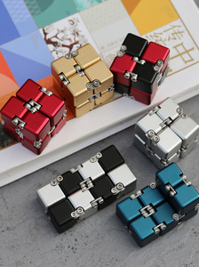 Cube puzzle en métal pour adultes et enfants, jouet de décompression exquis et durable, jouet magique à l'infini, Fidget jouet de bureau, nouveauté - Product Image 5