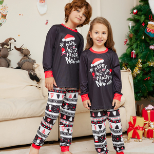 Pyjamas de Noël en vente flash 2025, ensemble de pyjamas assortis pour la famille en tissu soyeux au toucher de lait, imprimé <span class=keywords><strong>Grinch</strong></span>, pour les fêtes de Noël à la maison - Product Image 4