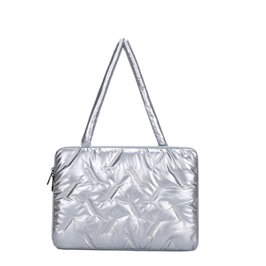 Minimalistische, lichtgewicht beschermhoes voor laptops, waterafstotend en schokabsorberend, met handvat voor dagelijks gebruik op kantoor. - Product Image 1