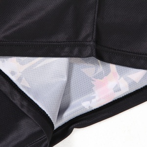 T-shirts de sport hip-hop personnalisés pour hommes, respirants, séchage rapide, impression numérique, surdimensionnés, tricotés en usine, 100 % polyester - Product Image 3