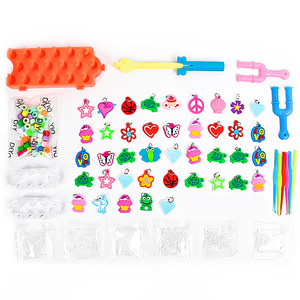 Grand ensemble de 15 000 <span class=keywords><strong>élastiques</strong></span> arc-en-ciel tressés à trois couches pour bracelets DIY pour enfants, jouet éducatif fait main avec boîte blanche - Product Image 4