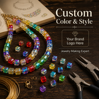 Perles carrées en verre à trou droit, multicolores, facettées, en forme de cube, pour la fabrication de bijoux, logo personnalisé, collier et bracelet DIY, vente en gros