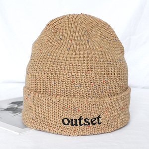 <span class=keywords><strong>Qianzun</strong></span> Của Nhà Sản Xuất Tùy Chỉnh Màu Nâu Đầy Màu Sắc Sợi Còng Beanie Mùa Đông Ngoài Trời Thêu Beanies - Product Image 5