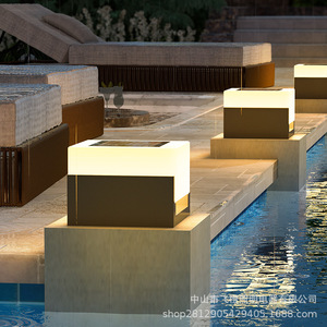 Lampe solaire extérieure Hongke pour poteau de portail, étanche, pour villa, jardin, cour, mur - Product Image 1