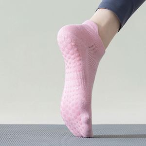 Calcetines de malla para Pilates, calcetines deportivos de yoga con puntos de silicona para interiores - Product Image 3