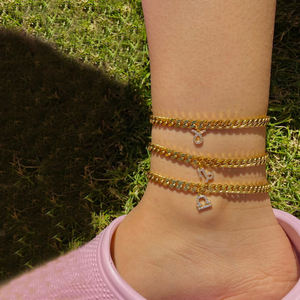 मीयाई फैशन 18k सोने की प्लेटेड स्टेनलेस स्टील क्यूबन लिंक चेन आकर्षण गैर तरंगी स्टैंबोर्ड - Product Image 2