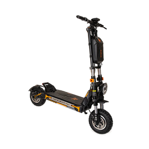 Nuevo Modelo 2024 del Scooter Eléctrico Plegable G4max con Pantalla LCD, Motor de 1600W, Velocidad de 85km/h y Autonomía de 80-100km - Product Image 4