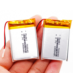 מותאם אישית 703040 750mah 1000mah <span class=keywords><strong>3.7v</strong></span> ליתיום פולימר סוללה ליתיום יון נטענת תאי סוללות Lipo סוללות - Product Image 1
