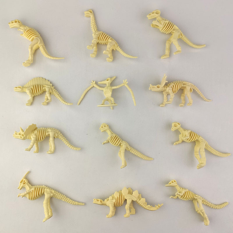 12 tipi di piccoli scheletri di dinosauro [inviarne uno a caso]