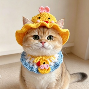 Set Cappello e Bavaglino per Animali Domestici, Lavorato a Mano all'Uncinetto in Lana, per Gatti e Cani, con design Rana, Ape, Piccola Paperella, Fungo, Stile Instagram - Product Image 3