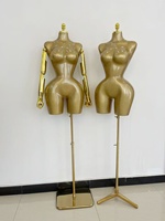 Mannequin de mode en plastique pour le haut du corps, style brésilien BBL, avec peinture dorée, torse aux courbes généreuses, poitrine et fesses généreuses, pour présentation de vêtements