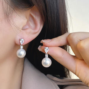 أقراط كريستال فاخرة جديدة بتصميم فائق البريق، أقراط ماسية مائية مع لؤلؤ، مجوهرات نسائية أنيقة، أقراط بالجملة - Product Image 4