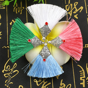 Pendientes de borla con diseño de sombrero, 5 cm, forma de boca de pez y abanico, de plata tibetana y poliéster, unisex, estilo bohemio, accesorios de joyería - Product Image 1
