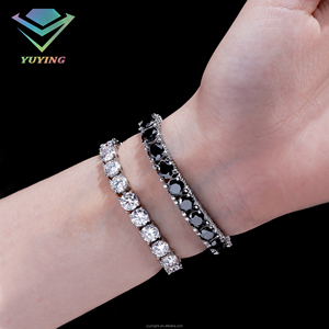สร้อยข้อมือเทนนิสฮิปฮอป VVS มอยส์ซาไนต์ GRA ลดราคาพิเศษ ผ่านการทดสอบเพชร 100% เงินแท้ 925 ชุบทอง 18K ทุกแบบทุกสไตล์ - Product Image 4