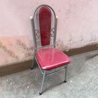 Chaises de banquet empilables modernes en tissu rembourré d'éponge pour hôtels et événements, idéales pour la salle à manger et l'intérieur (vente en gros)