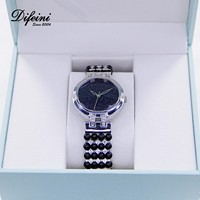 Montre élégante en laiton pour femme avec mouvement à quartz japonais 3ATM Bracelet en pierre naturelle étanche et fenêtre de cadran en verre artistique