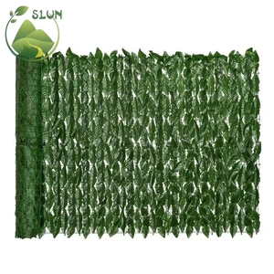 Feuilles de lierre artificielles en gros pour la décoration de jardin, mur de fond, cour - Product Image 1