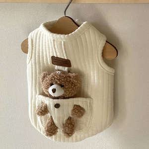 Lindo chaleco de punto para perro con bolsillo de oso de peluche, ropa de otoño para perros pequeños - Product Image 1
