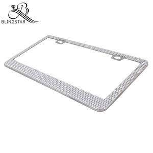 Рамки номерного знака со стразами для женщин и девочек - Product Image 3