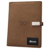Logo personnalisé A5 8000mah 16gb Chargement sans fil LED Notebook Power Bank avec sortie 10W Fonction support pour Notebook