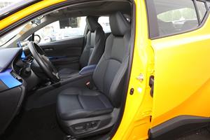 Vendita calda usata per <span class=keywords><strong>Toyota</strong></span> <span class=keywords><strong>CHR</strong></span> 2018-2024 versione pioniera 5 porte piccolo SUV con 5 sedili in pelle FWD R17 pneumatici ACC Cruise Control - Product Image 5