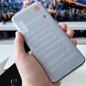 Téléphone mobile Xiao Mi 15 Ultra, prend en charge l'eSIM, double SIM, double veille, batterie 5400 mAh, écran OLED 120 Hz, processeur octa-core, Android - Product Image 4