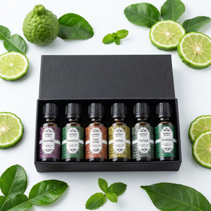 Mélange d'huiles essentielles romantiques 100% pures pressées à froid avec de la bergamote, de l'orange et du thym en provenance d'Inde - Product Image 1