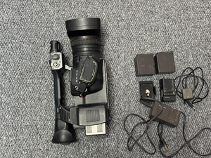 Good Price for AG-AC160AMC 1080P HD 22X Zoom Professional Handheld Dual SD/SDHC/SDXC <b>Memory</b> <b>Card</b> Video Conference System - Product Image 1