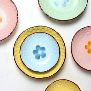 Custom-made ceramic bowls, plates, <b>cups</b>, <b>saucers</b>, and tableware sets from the source factory. Features a delicate, underglaze - Product Image 1