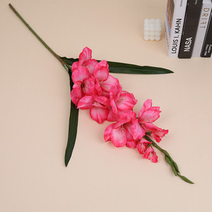 Fleur artificielle de gladiole simple et fraîche en soie pour décoration d'hôtel, d'hôtel de charme, ou d'arrière-plan de mariage, arrangement floral. - Product Image 6