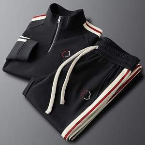 Nuova Tuta Sportiva Casual per Coppie, Autunno Inverno, Bianca, Slim Fit, Set Due Pezzi con Nuove Strisce Laterali Colorate Intrecciate - Product Image 5