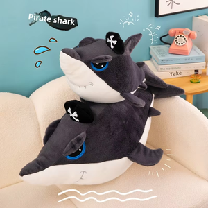Nouveau mignon Pirate requin en peluche unisexe en peluche oreiller poupée avec remplissage PP pour le soulagement du Stress parfait cadeau d'anniversaire en gros - Product Image 6