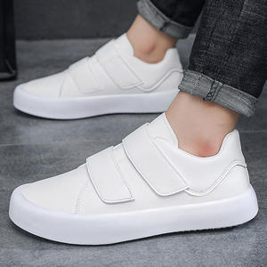 2025 autunno nuove <span class=keywords><strong>scarpe</strong></span> da <span class=keywords><strong>uomo</strong></span> in <span class=keywords><strong>Velcro</strong></span> stile coreano <span class=keywords><strong>scarpe</strong></span> bianche Slip-On alla moda sportive Casual - Product Image 4