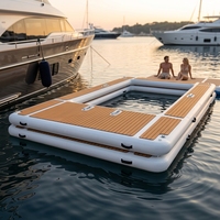 Plateforme flottante portable et pliable à fixation latérale pour yacht, avec filet interne pour la baignade en mer