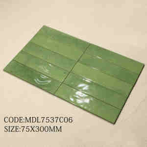 Carreaux en porcelaine de la <span class=keywords><strong>série</strong></span> Clan, design moderne, 75*300MM, carreaux brillants pour sol ou mur, pour salle de bain et cuisine, fabriqués à Foshan - Product Image 2