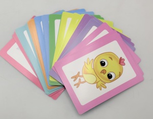 <span class=keywords><strong>Jeu</strong></span> de cartes Fashion Me pour la famille - 52 cartes à thème mode, <span class=keywords><strong>jeu</strong></span> de société amusant pour enfants et adultes, activité idéale pour briser la glace - Product Image 3