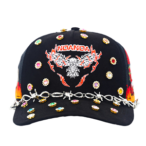 Casquette de camionneur TCAP personnalisée en Chine, 5 panneaux, sportive, réglable, avec strass, cristaux et chaîne métallique - Product Image 2