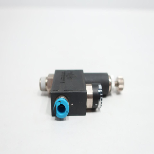 وحدة تحكم PLC جديدة وأصلية طراز LRMA18QS6 153491 010bar قابلة للبرمجة - Product Image 1