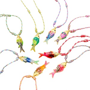 Collana con Ciondolo a Forma di Pesce Marino in Acciaio Inossidabile, Design Marino Colorato, Gioiello per il Collo Opzionale - Product Image 1