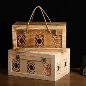 Wooden liquor packaging <b>box</b>, 1-2 jin original brewing, hand-held solid wood liquor gift <b>box</b>, hollowed-out wine jar wooden <b>box</b> - Product Image 3