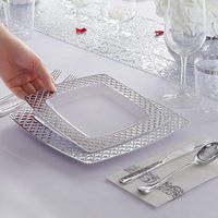 175PCS Assiettes carrées en plastique argenté avec tasses à argenterie jetables Serviettes de table en diamant argenté pour la décoration de fête