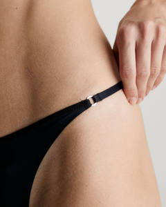 <span class=keywords><strong>String</strong></span> <span class=keywords><strong>minimaliste</strong></span> Calvin esthétique taille moyenne sous-vêtements pour femmes slips tongs sexy - Product Image 3