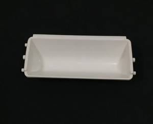 Nueva Tolva de Plástico Blanca HF de 4L para Cubos de Elevador y Elevadores Tipo Z - Product Image 3