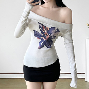 Camiseta de Manga Larga con Estampado Floral y Cuello Asimétrico, Ajuste Delgado, Elástica y Suave, Prenda Básica Informal para Primavera y Otoño para Mujer - Product Image 3